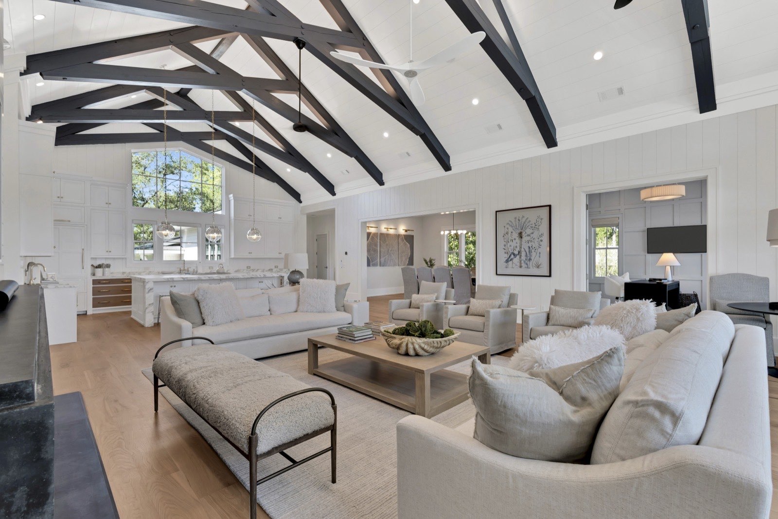 15 Bald Eagle great room with vaulted trussed ceiling — professional listing photography
